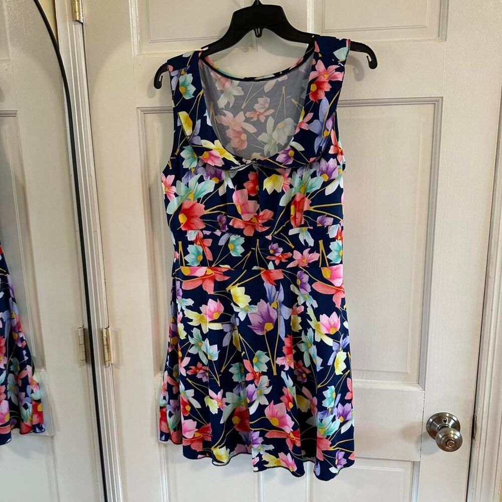 Women’s 1X Navy Floral Fit & Flare swimwear swimming Padded Bra Stretchy